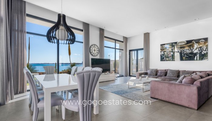 Te koop - Huis - Vrijstaande Villa - Orihuela - Cabo Roig