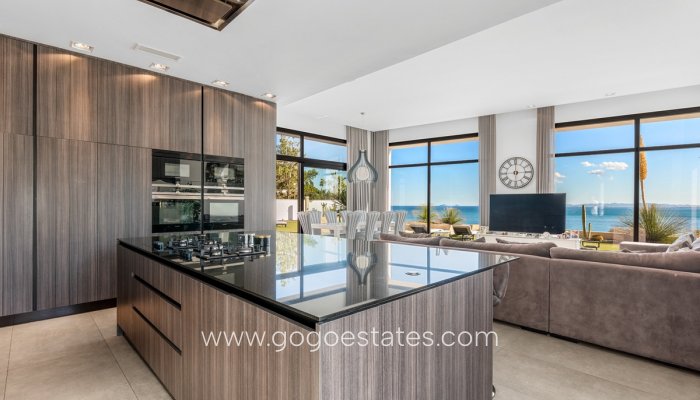 Te koop - Huis - Vrijstaande Villa - Orihuela - Cabo Roig