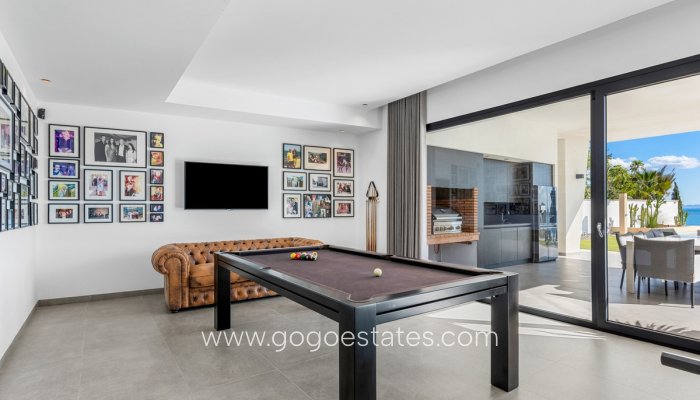 Te koop - Huis - Vrijstaande Villa - Orihuela - Cabo Roig