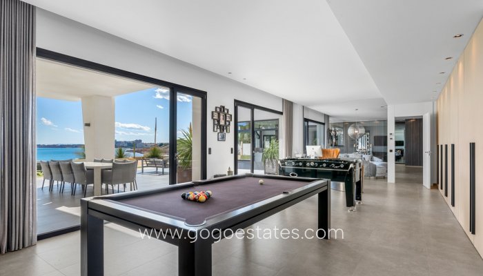 Te koop - Huis - Vrijstaande Villa - Orihuela - Cabo Roig