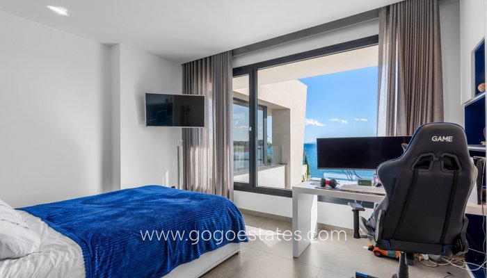 Te koop - Huis - Vrijstaande Villa - Orihuela - Cabo Roig