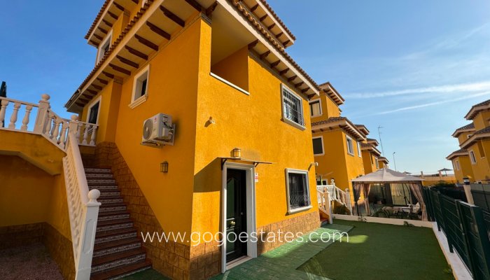 Te koop - Huis - Vrijstaande Villa - Rojales - Ciudad Quesada