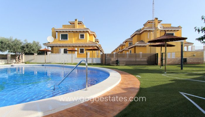 Te koop - Huis - Vrijstaande Villa - Rojales - Ciudad Quesada