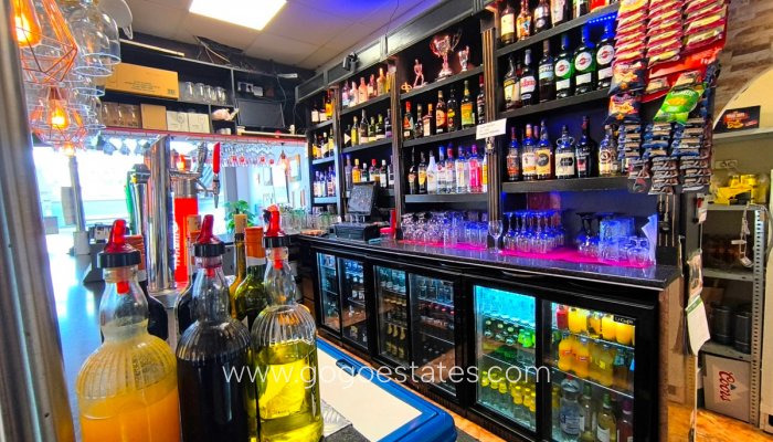 Te koop - Commercieel - Overig - Orihuela - Villamartin