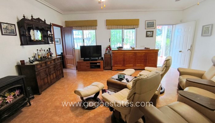 Te koop - Huis - Finca - Cortijo - Orihuela - Orihuela Centro