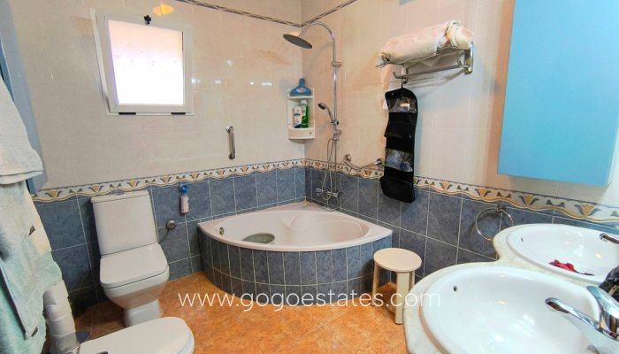 Te koop - Huis - Finca - Cortijo - Orihuela - Orihuela Centro