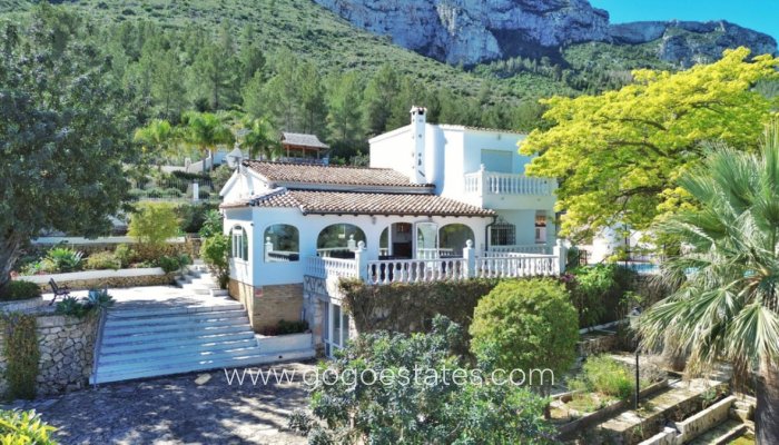 Te koop - Huis - Vrijstaande Villa - Dénia - Denia Centro
