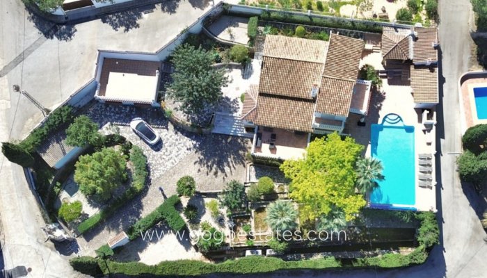 Te koop - Huis - Vrijstaande Villa - Dénia - Denia Centro