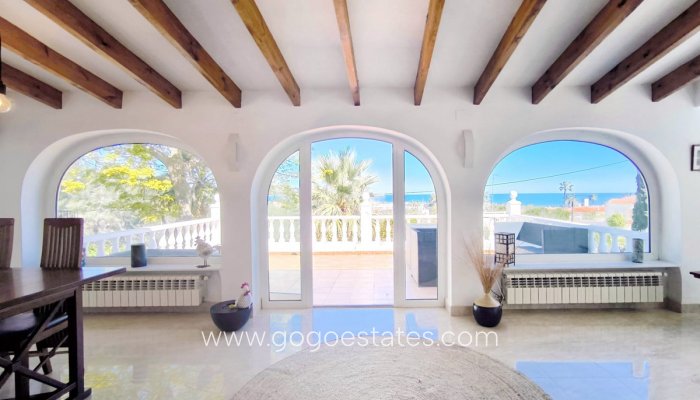 Te koop - Huis - Vrijstaande Villa - Dénia - Denia Centro