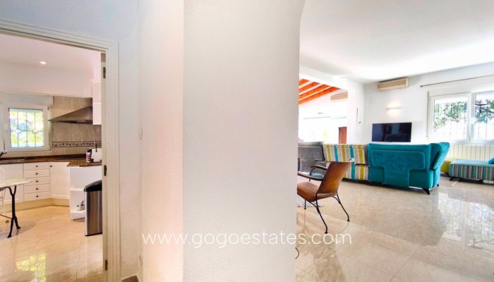 Te koop - Huis - Vrijstaande Villa - Dénia - Denia Centro