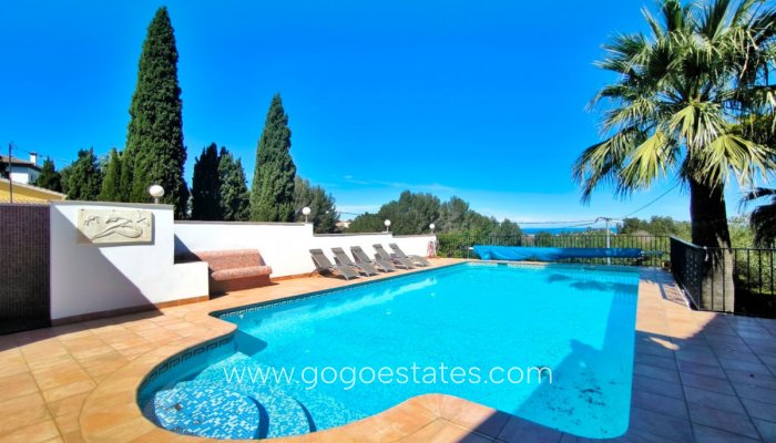 Te koop - Huis - Vrijstaande Villa - Dénia - Denia Centro