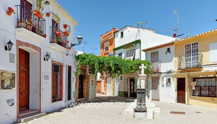 Te koop - Huis - Vrijstaande Villa - Dénia - Denia Centro
