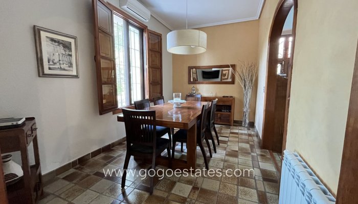 Te koop - Huis - Vrijstaande Villa - Mutxamel - Mutxamel Centro