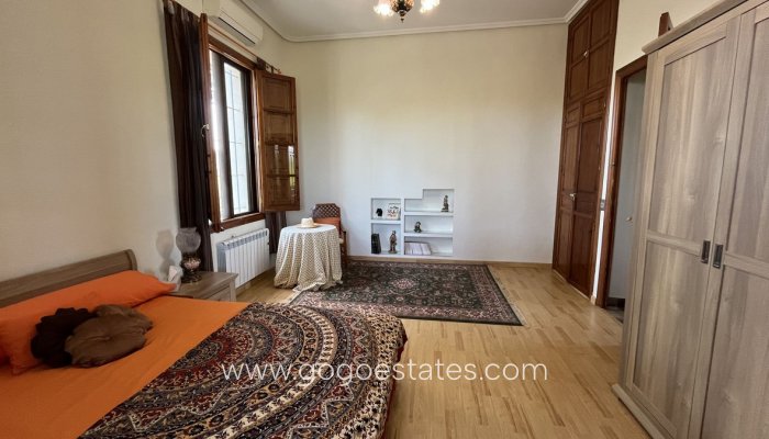 Te koop - Huis - Vrijstaande Villa - Mutxamel - Mutxamel Centro