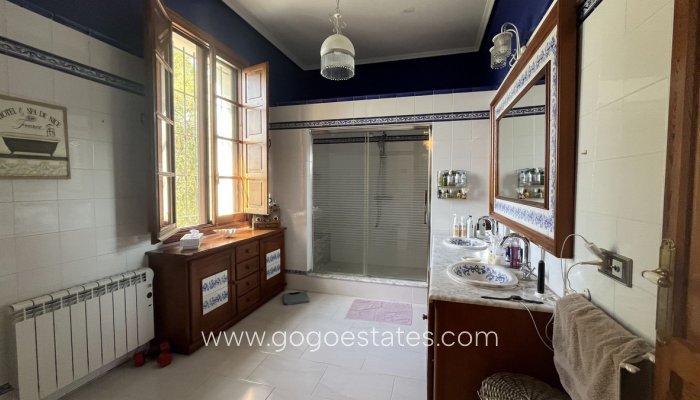 Te koop - Huis - Vrijstaande Villa - Mutxamel - Mutxamel Centro