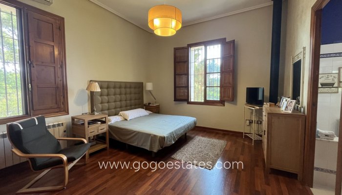 Te koop - Huis - Vrijstaande Villa - Mutxamel - Mutxamel Centro