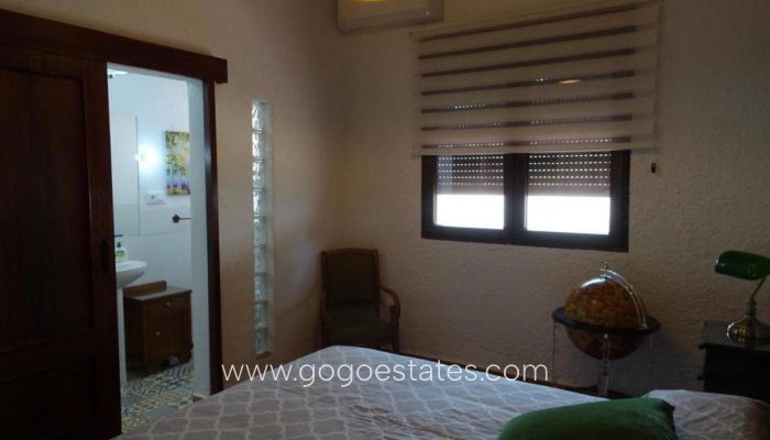 Te koop - Huis - Vrijstaande Villa - Orihuela - Cabo Roig