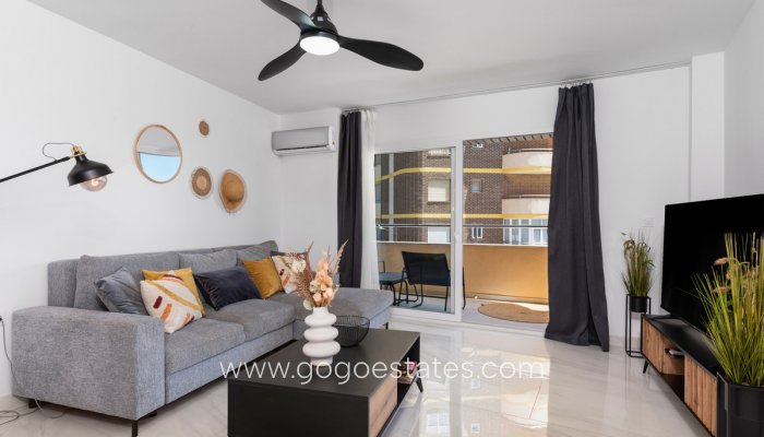 Te koop - Appartement - Appartement op de middelste verdieping - Orihuela - La Zenia