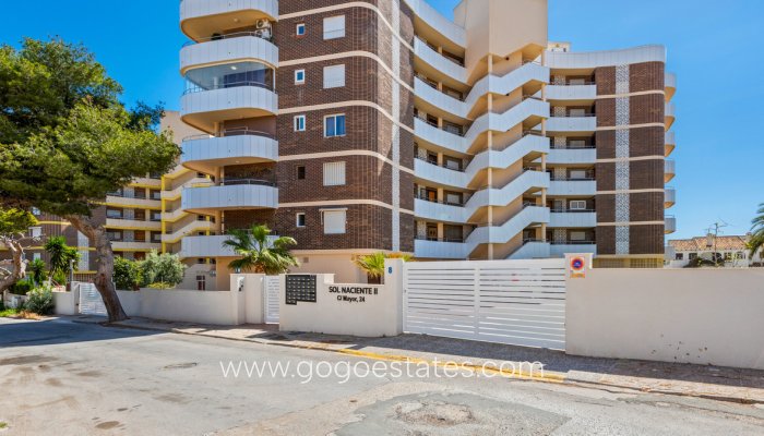 Te koop - Appartement - Appartement op de middelste verdieping - Orihuela - La Zenia
