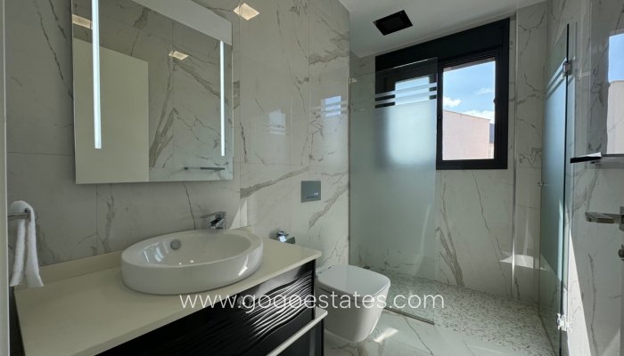 Te koop - Huis - Vrijstaande Villa - San Miguel De Salinas - San Miguel de Salinas Centro