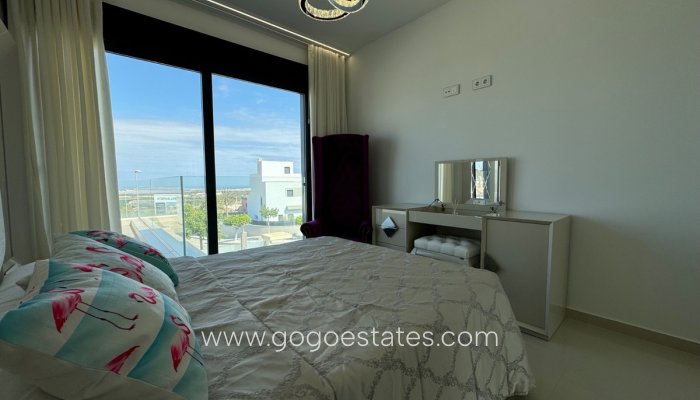 Te koop - Huis - Vrijstaande Villa - San Miguel De Salinas - San Miguel de Salinas Centro