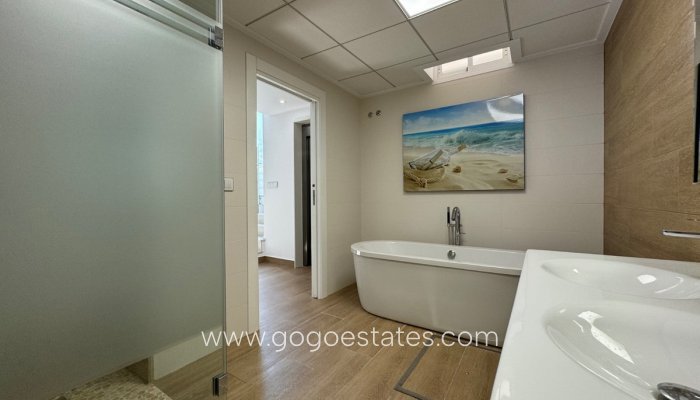 Te koop - Huis - Vrijstaande Villa - San Miguel De Salinas - San Miguel de Salinas Centro