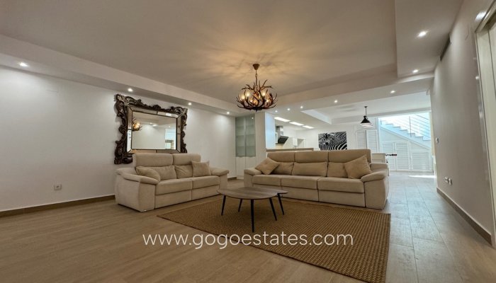 Te koop - Huis - Vrijstaande Villa - San Miguel De Salinas - San Miguel de Salinas Centro