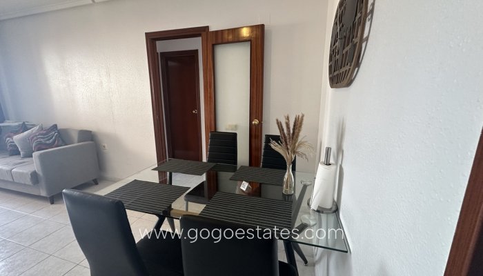 Te koop - Appartement - Appartement op de middelste verdieping - Torrevieja - Torrevieja Centro