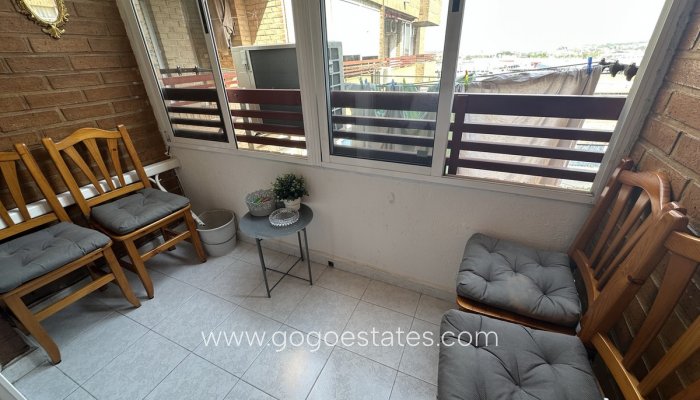Te koop - Appartement - Appartement op de middelste verdieping - Torrevieja - Torrevieja Centro