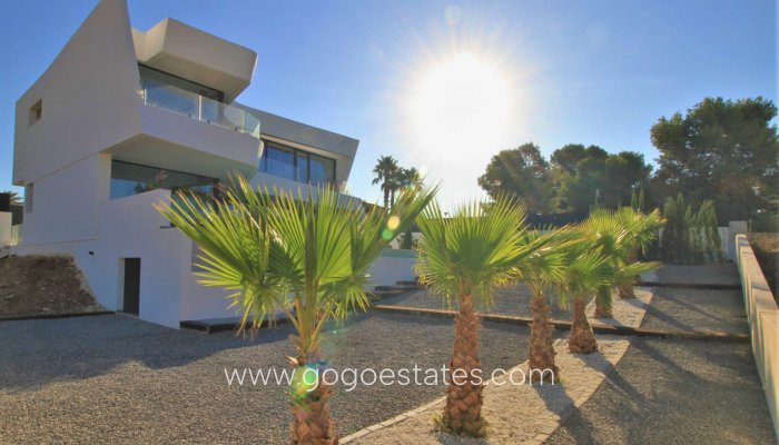 Te koop - Huis - Vrijstaande Villa - Calpe - Calpe Centro