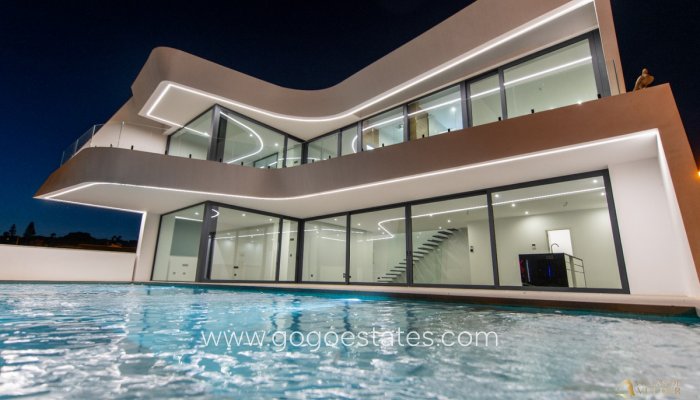 Te koop - Huis - Vrijstaande Villa - Calpe - Calpe Centro