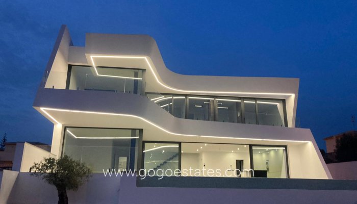 Te koop - Huis - Vrijstaande Villa - Calpe - Calpe Centro