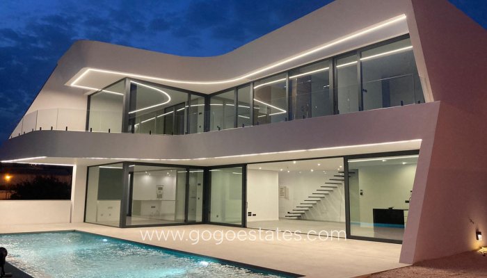 Te koop - Huis - Vrijstaande Villa - Calpe - Calpe Centro