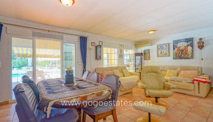 Te koop - Huis - Vrijstaande Villa - Els Poblets - Els Poblets Centro