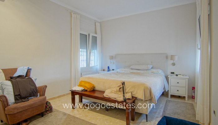 Te koop - Huis - Vrijstaande Villa - Dénia - Denia Centro