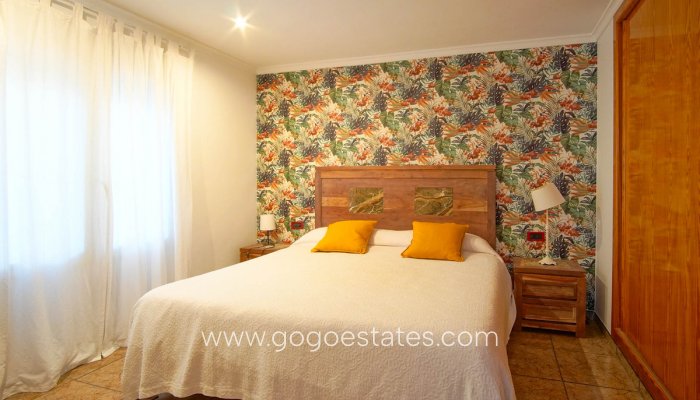 Te koop - Huis - Vrijstaande Villa - Dénia - Denia Centro