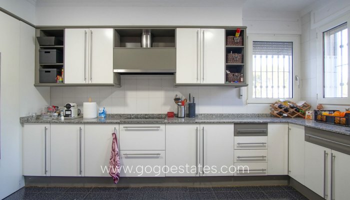 Te koop - Huis - Vrijstaande Villa - Dénia - Denia Centro