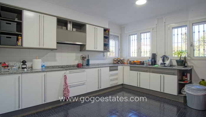 Te koop - Huis - Vrijstaande Villa - Dénia - Denia Centro