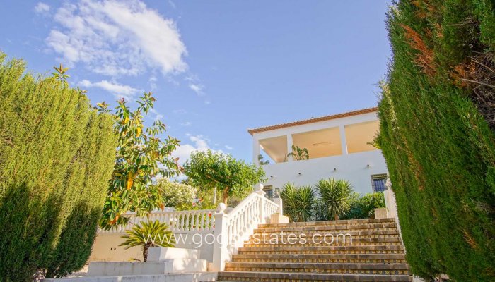 Te koop - Huis - Vrijstaande Villa - Dénia - Denia Centro