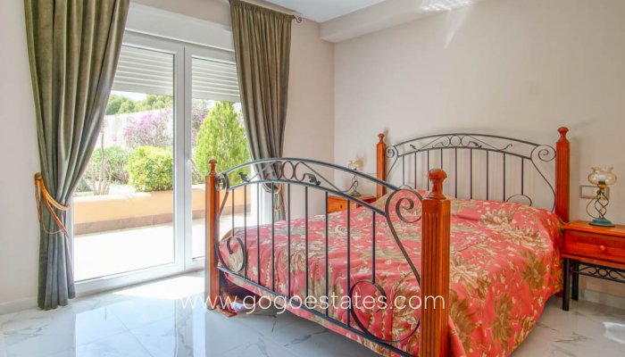 Te koop - Huis - Vrijstaande Villa - La Nucía - La Nucia Centro