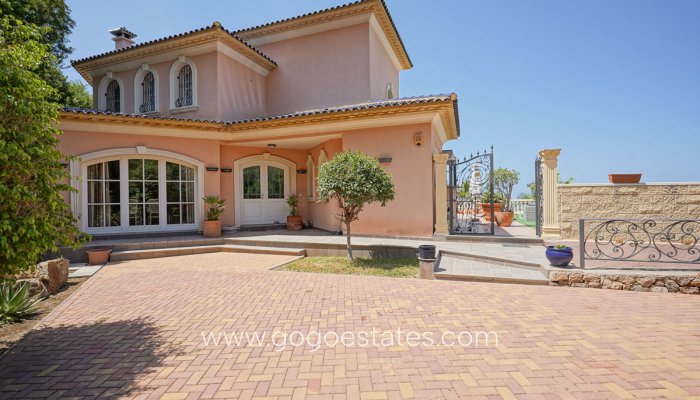 Te koop - Huis - Vrijstaande Villa - Pedreguer - Pedreguer Centro