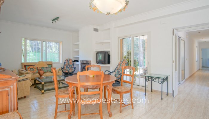 Te koop - Huis - Vrijstaande Villa - Dénia - Denia Centro