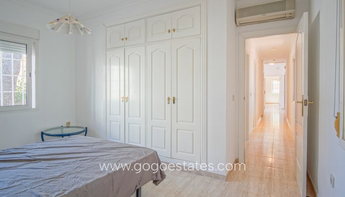 Te koop - Huis - Vrijstaande Villa - Dénia - Denia Centro