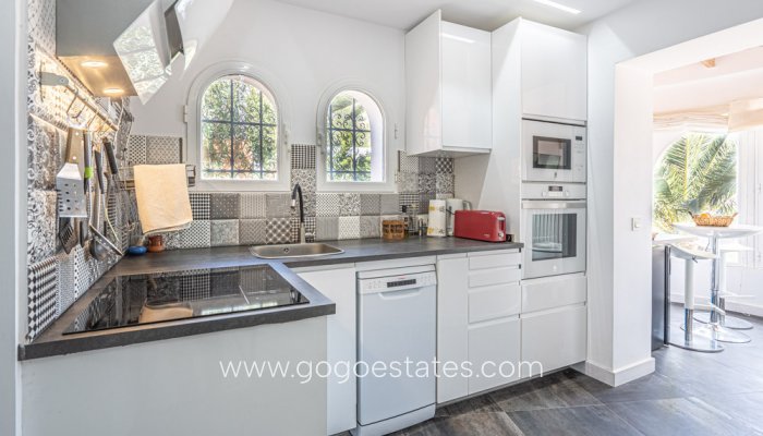 Te koop - Huis - Vrijstaande Villa - Calpe - Calpe Centro