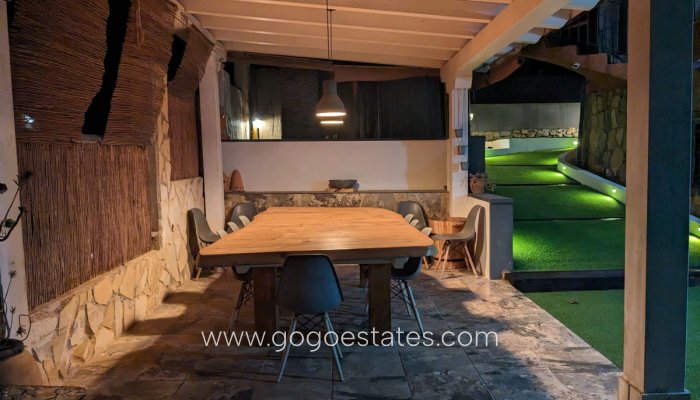 Te koop - Huis - Vrijstaande Villa - Calpe - Calpe Centro