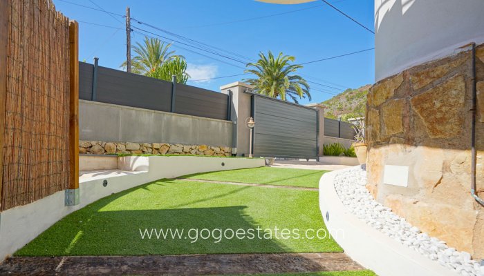 Te koop - Huis - Vrijstaande Villa - Calpe - Calpe Centro