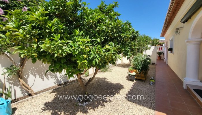 Te koop - Huis - Vrijstaande Villa - Teulada - Moraira