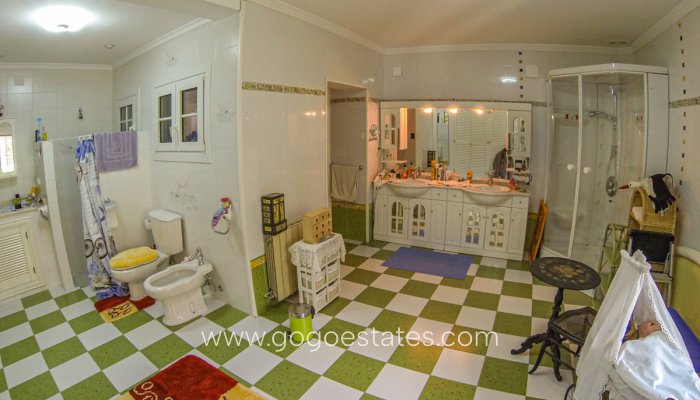 Te koop - Huis - Vrijstaande Villa - Dénia - Denia Centro