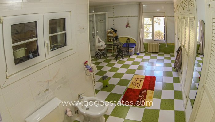 Te koop - Huis - Vrijstaande Villa - Dénia - Denia Centro