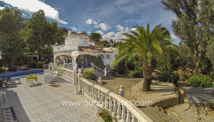 Te koop - Huis - Vrijstaande Villa - Dénia - Denia Centro